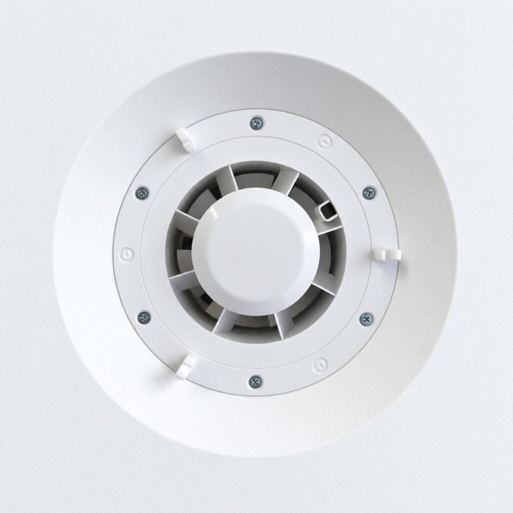 conceiling with integrated exhaust fan